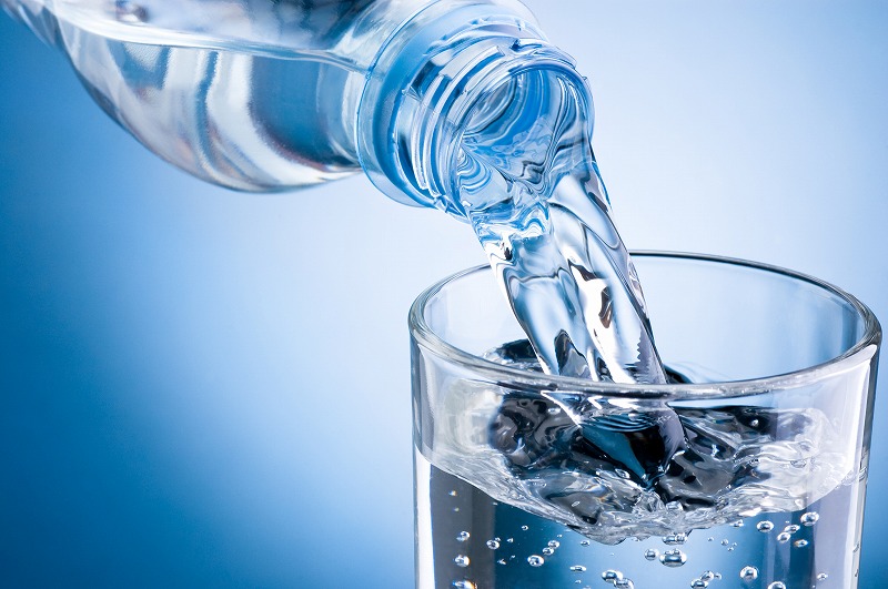 水素水は「健康志向」の高まりとともに注目